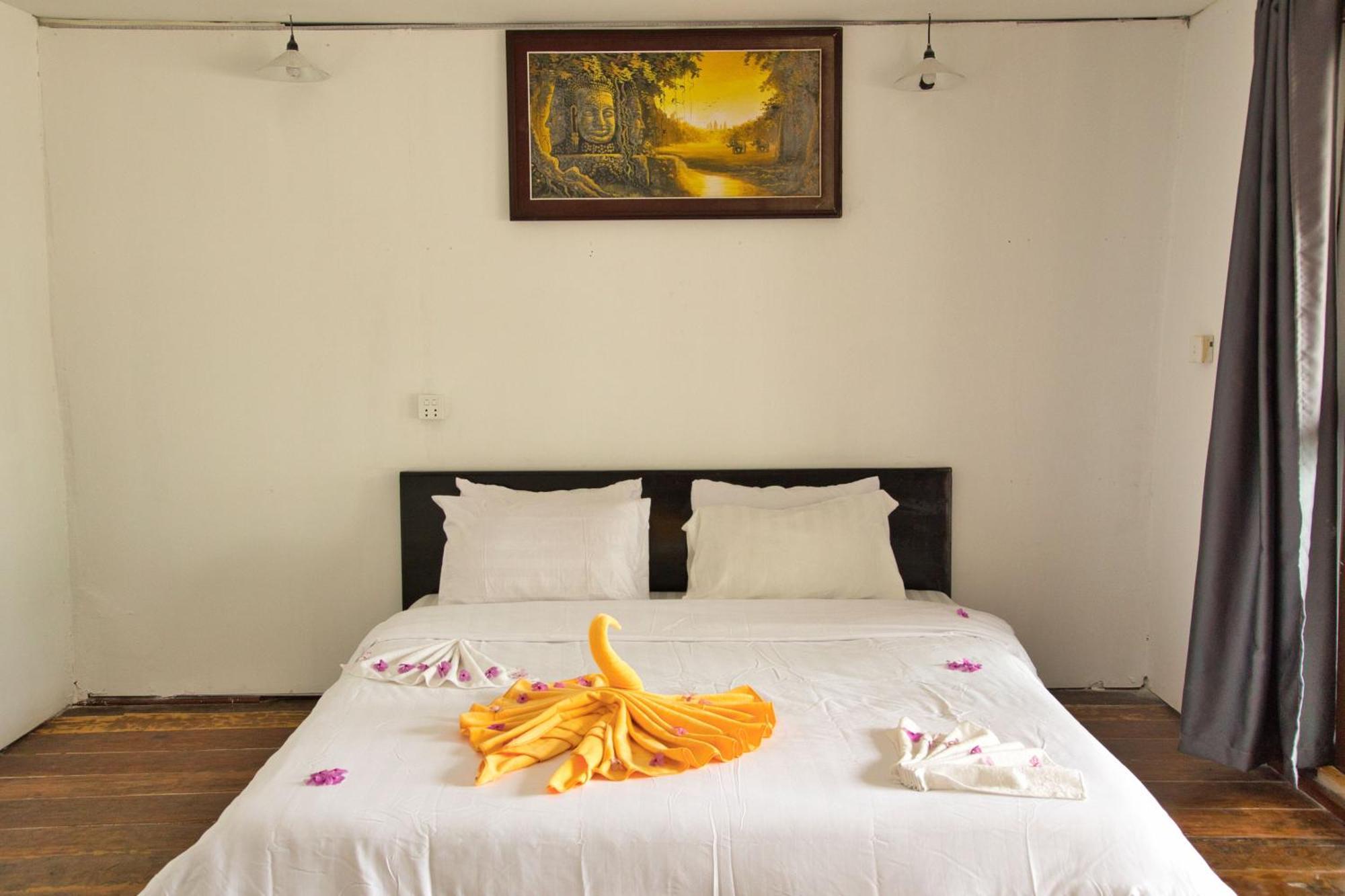 Koh Rong Beach Hostel And Bungalows Kaoh Touch Extérieur photo