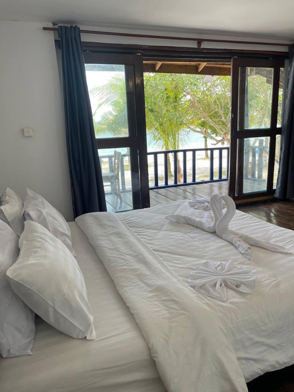 Koh Rong Beach Hostel And Bungalows Kaoh Touch Extérieur photo