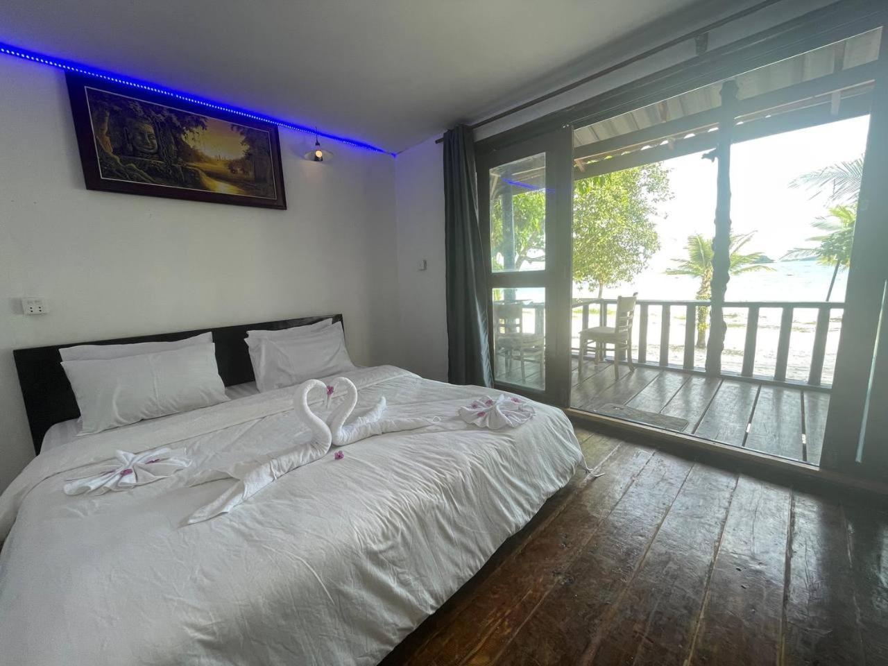 Koh Rong Beach Hostel And Bungalows Kaoh Touch Extérieur photo