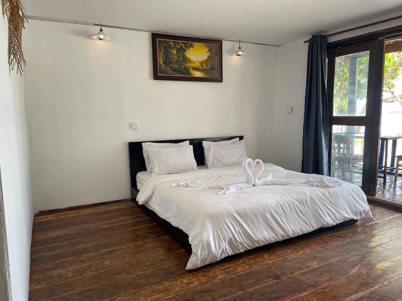 Koh Rong Beach Hostel And Bungalows Kaoh Touch Extérieur photo